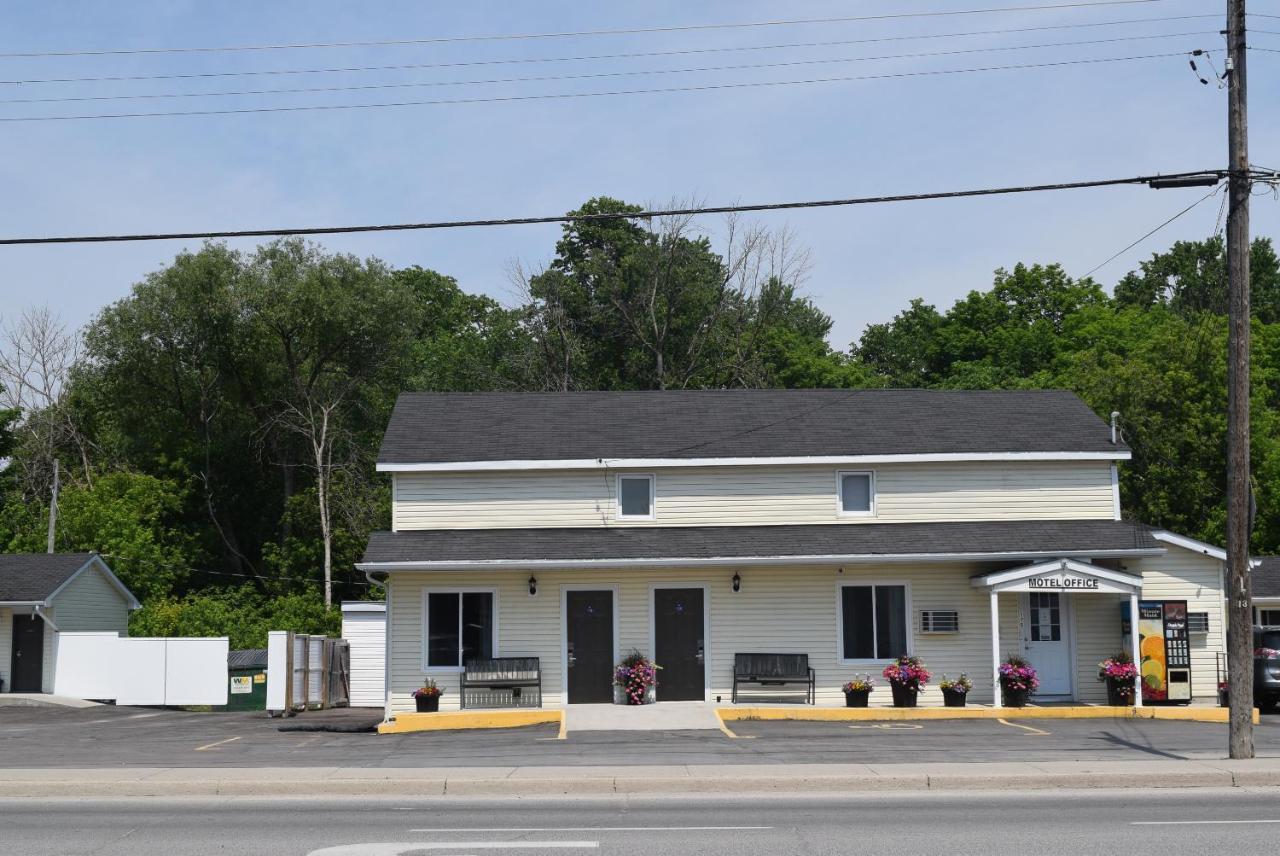 Knights Inn Arnprior Ngoại thất bức ảnh