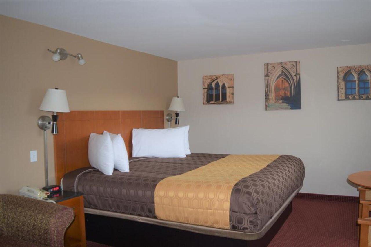 Knights Inn Arnprior Ngoại thất bức ảnh