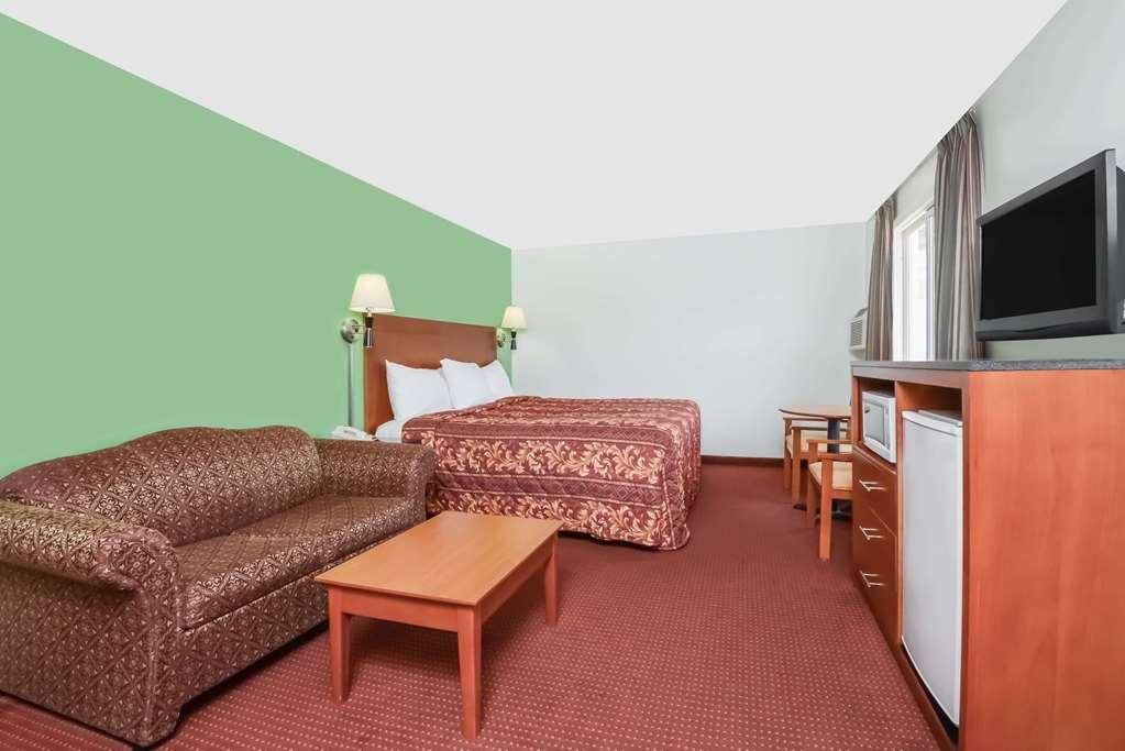 Knights Inn Arnprior Phòng bức ảnh